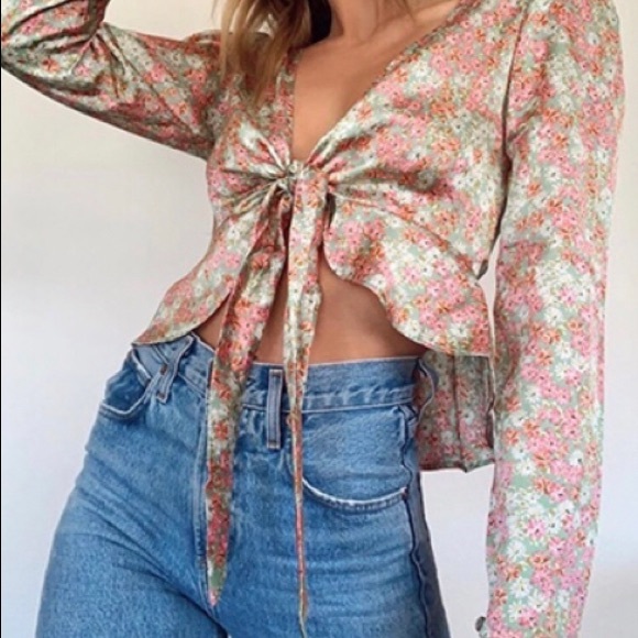 Dress Forum Floral Blouse - Picture 7 of 8